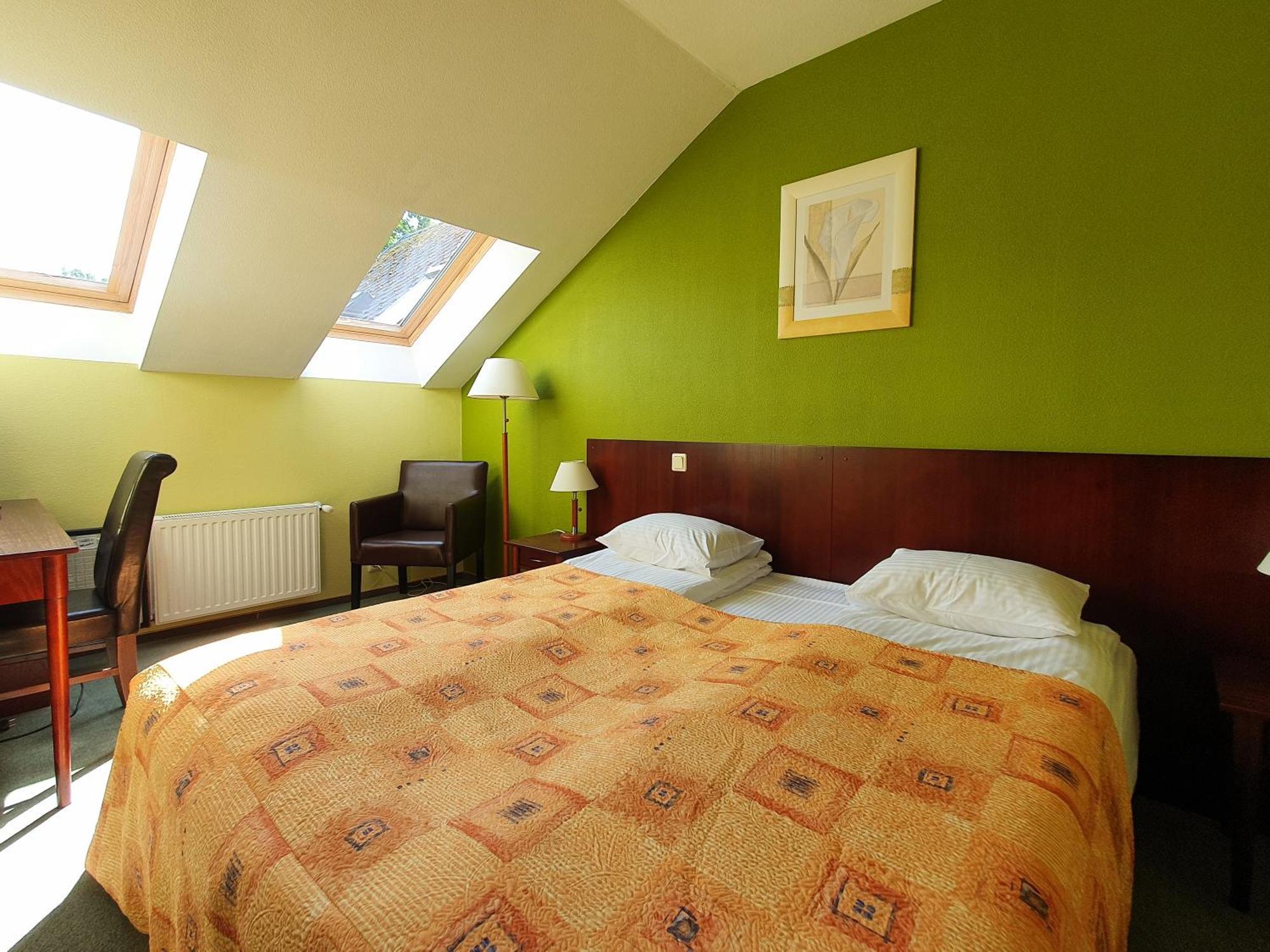 Good Stay Eiropa Hotel Economy Jūrkalne Extérieur photo