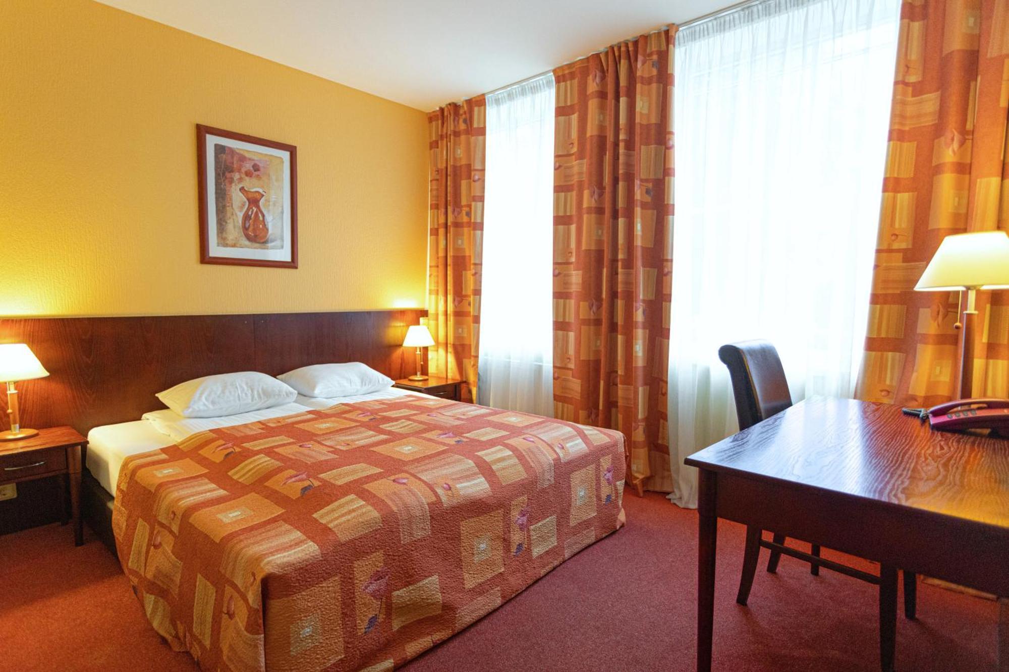 Good Stay Eiropa Hotel Economy Jūrkalne Extérieur photo