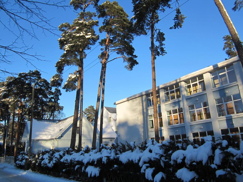Good Stay Eiropa Hotel Economy Jūrkalne Extérieur photo