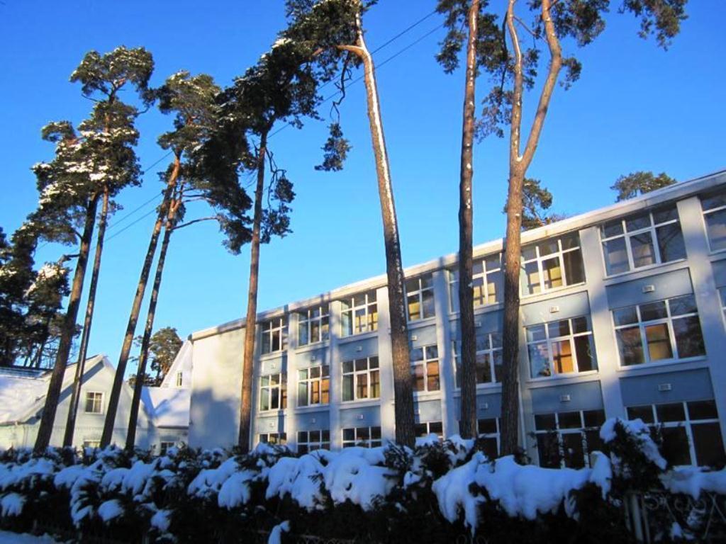 Good Stay Eiropa Hotel Economy Jūrkalne Extérieur photo